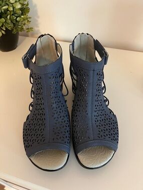 JBU Rowan Wedge Dress Sandal size 7.5 M